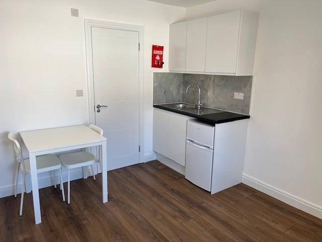 Flat for rent in London Borough of Harrow, Greater London