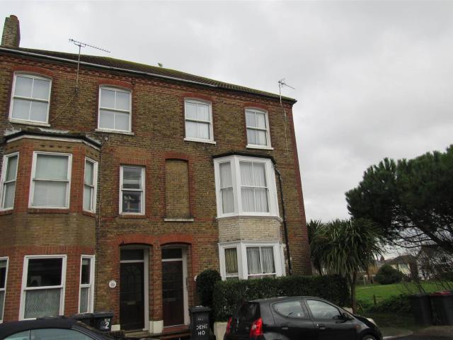 Flat for rent in Oxenden, Canterbury