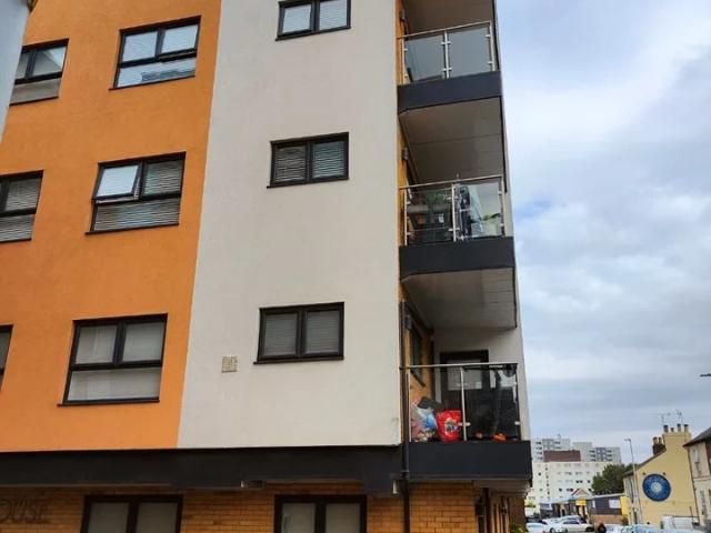 Flat for rent in Spring Park, Luton