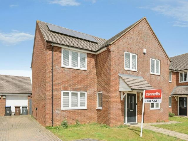 Flat for rent in Hardingstone, Northamptonshire
