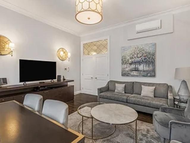 Flat for rent in South Kensington, Greater London