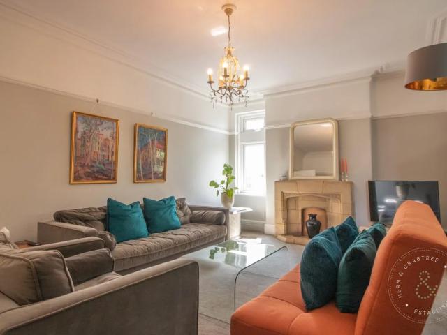 Flat for rent in Falcon Lodge, Wales