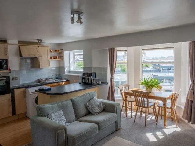 Flat for rent in Stoke, Plymouth