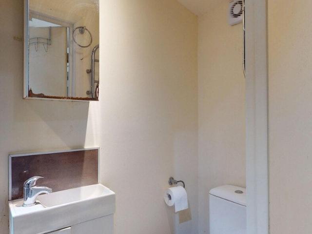 Flat for rent in Willesden Green, Greater London