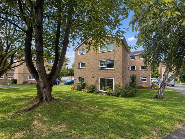 Flat for rent in Norfolk Park, South Yorkshire