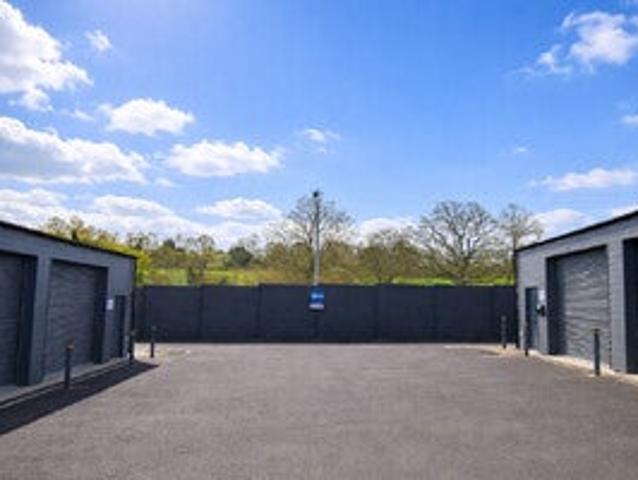 Flat for rent in Cheshunt, Broxbourne