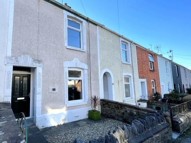 Flat for rent in Nangreaves, Wales