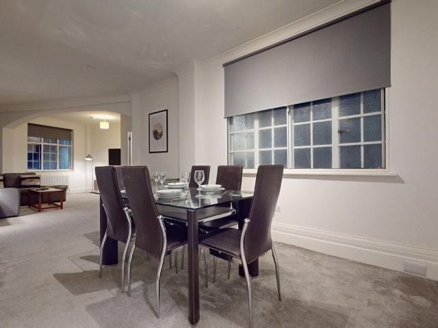 Flat for rent in St. John's Wood, Greater London