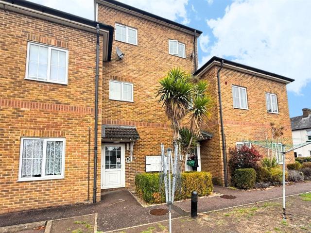 Flat for rent in Hoddesdon, Broxbourne