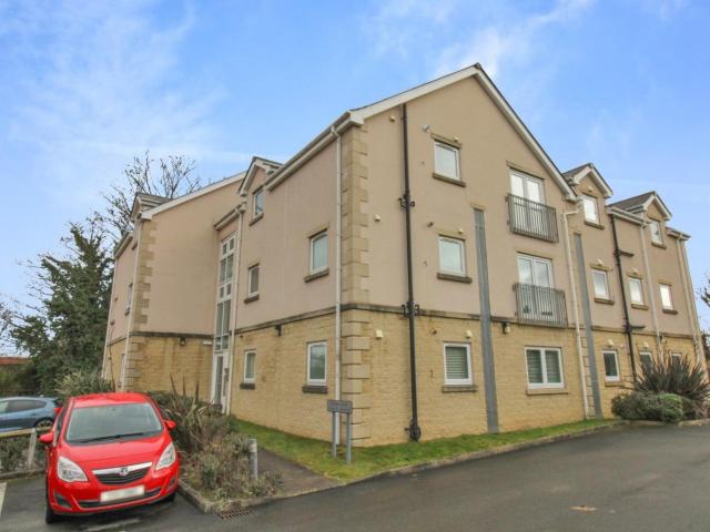 Flat for rent in Westfield, Guiseley
