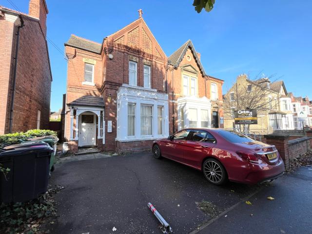 Flat for rent in Peterborough