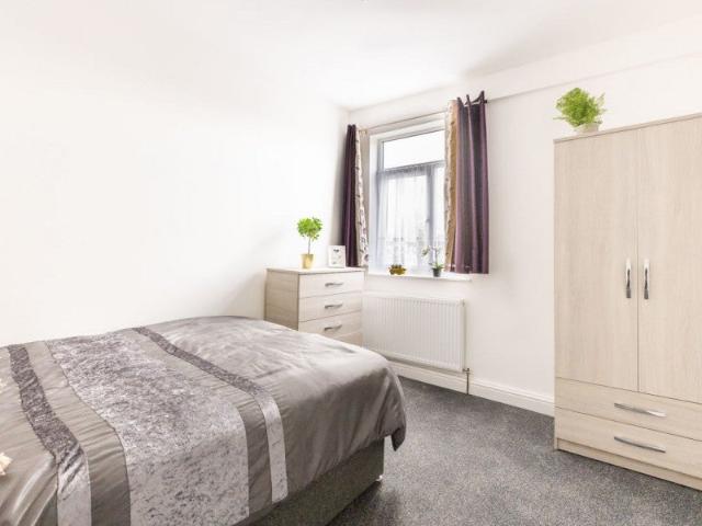 Flat for rent in New Bilton