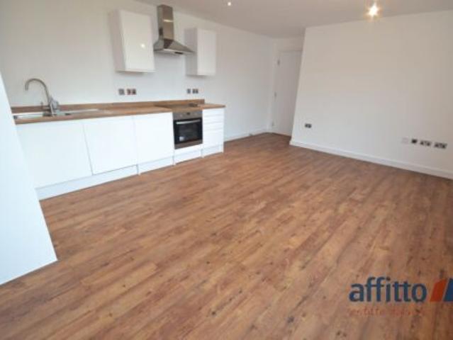 Flat for rent in Sale, Trafford