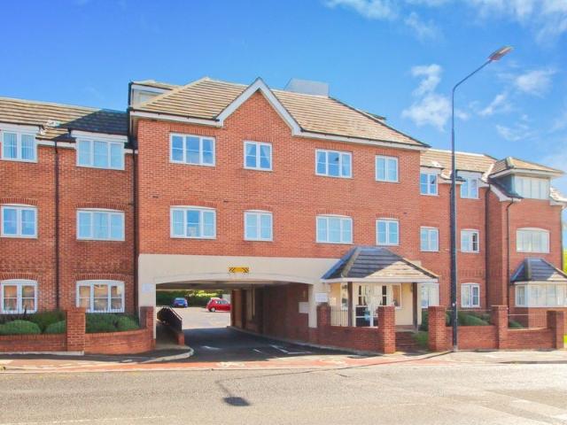 Flat for rent in Walton, Aylesbury