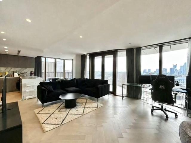 Flat for rent in Bankside, Greater London