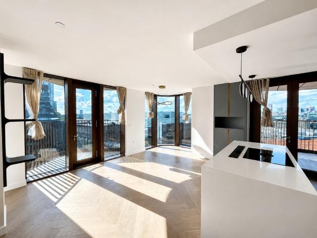 Flat for rent in Bankside, Greater London