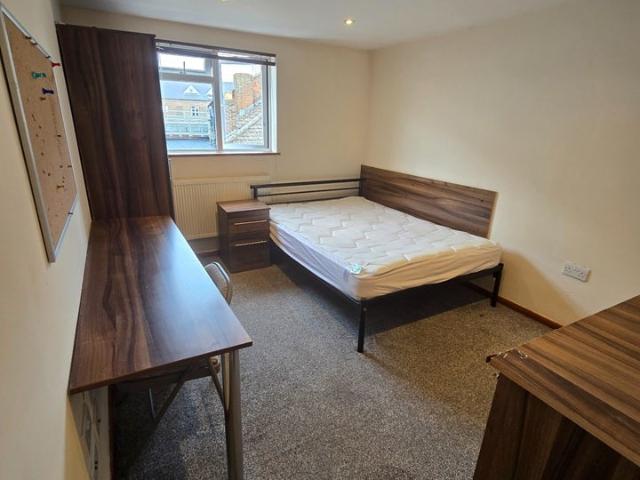 Flat for rent in Park Town, Luton