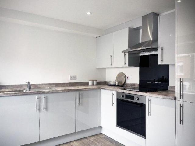 Flat for rent in Wood End, Oldham
