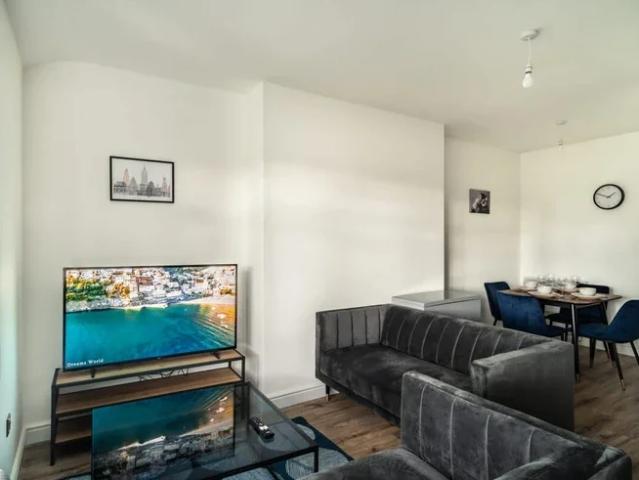 Flat for rent in Great Crosby, Sefton