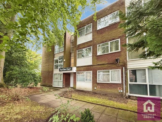 Flat for rent in Heaton Park, Bury