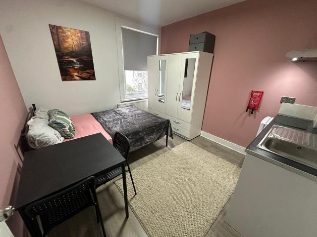 Flat for rent in Harlesden, Greater London