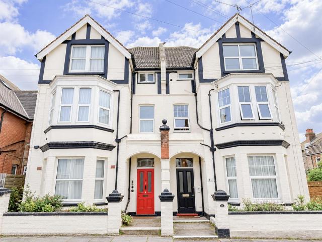 Flat for rent in Central, Rother