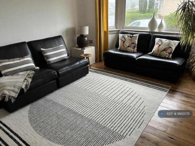 Flat for rent in Braedale, Motherwell