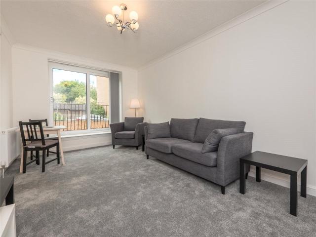 Flat for rent in St Leonards, City of Edinburgh
