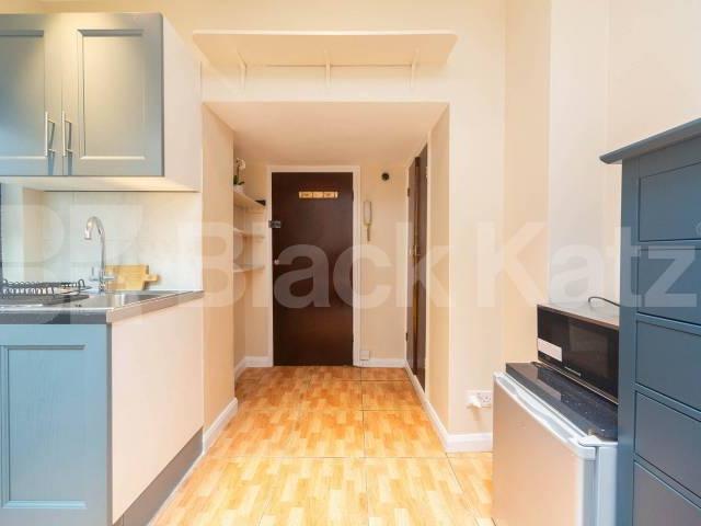 Flat for rent in Chalk Farm, Greater London