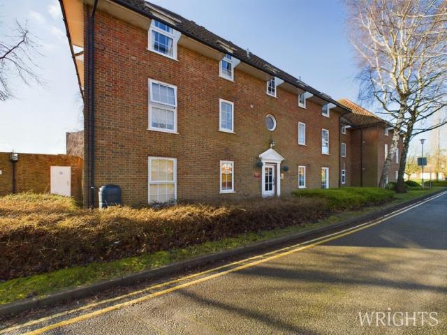 Flat for rent in Fretherne, Hertfordshire