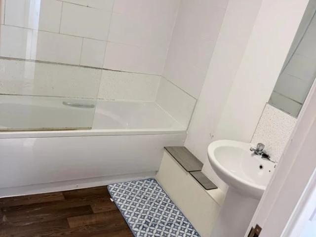 Flat for rent in Long Lee, Isle Of Man
