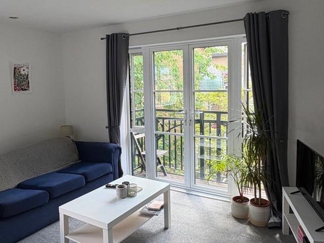 Flat for rent in Old Ford, Greater London