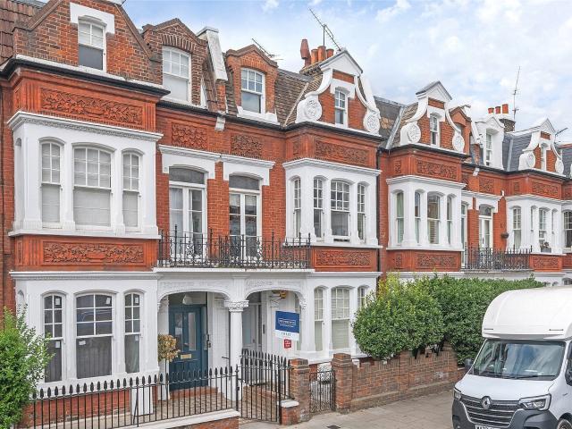Flat for rent in Fulham, Greater London