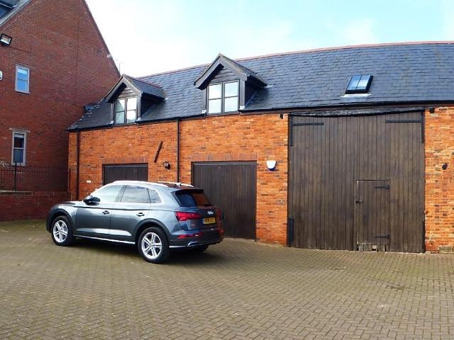 Flat for rent in Eydon, Northamptonshire