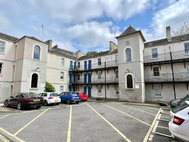 Flat for rent in Silvermills, Scotland