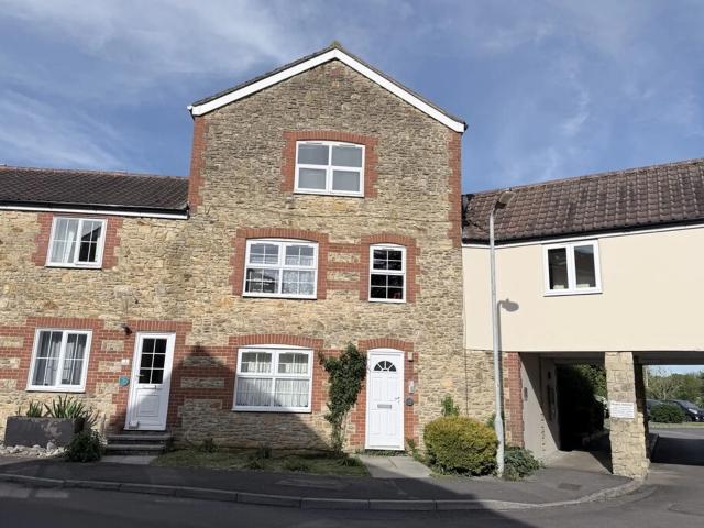 Flat for rent in Bruton, Somerset