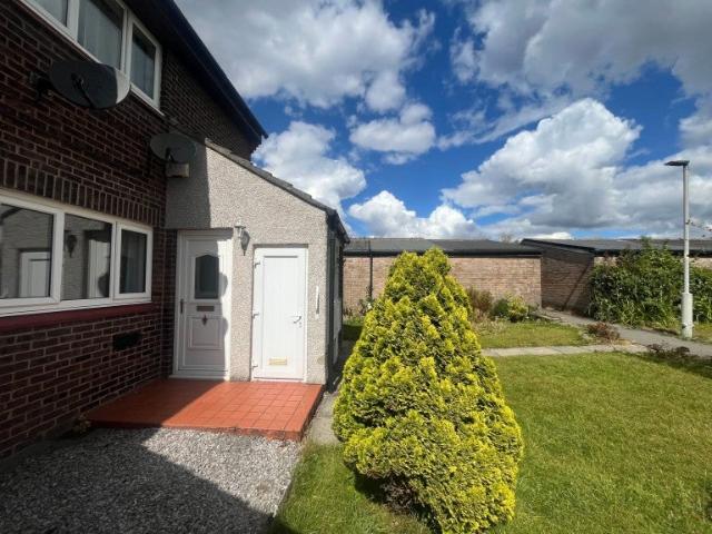 Flat for rent in Dean Row, Wilmslow