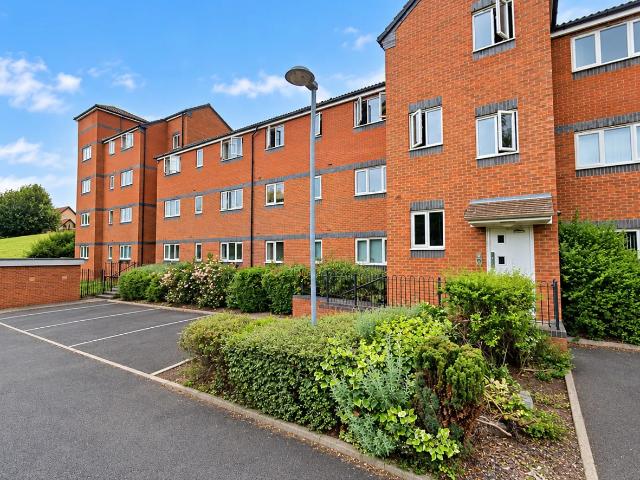Flat for rent in Kettlebrook, Staffordshire