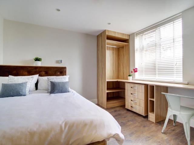 Flat for rent in Haddon, East Midlands