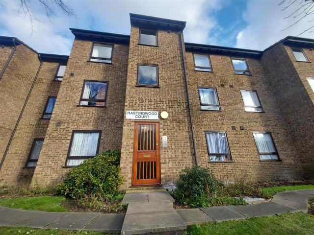 Flat for rent in Walthamstow Village, Leyton
