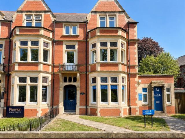 Flat for rent in Penylan, Falcon Lodge