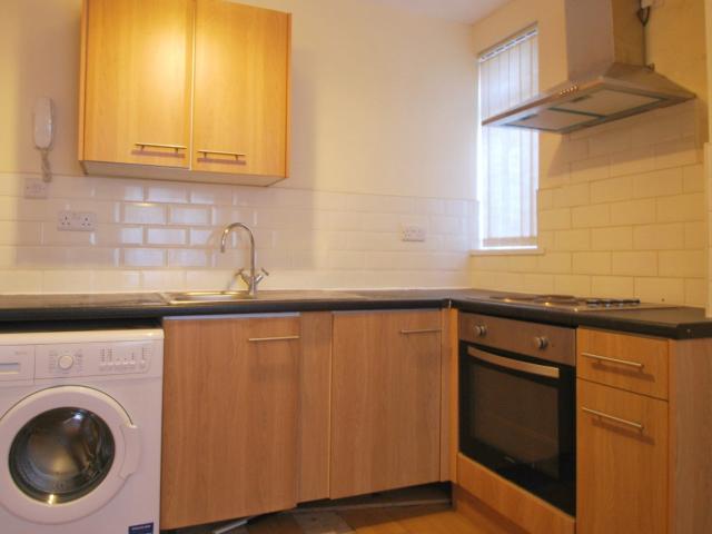 Flat for rent in Penylan, Falcon Lodge