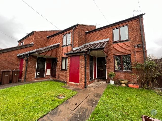 Flat for rent in Goldthorn Hill, Wolverhampton