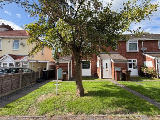 Flat for rent in Goldthorn Hill, West Midlands