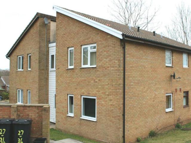Flat for rent in Henllys, Wales