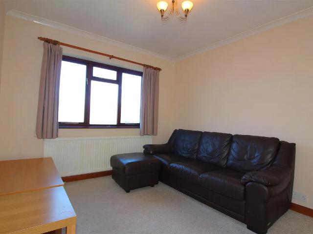 Flat for rent in St Marks, Maidenhead