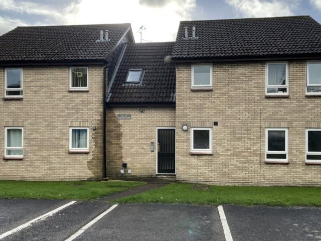 Flat for rent in Falcon Lodge, Wales