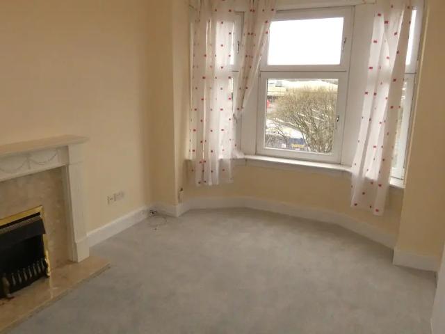 Flat for rent in Petershill, Springburn