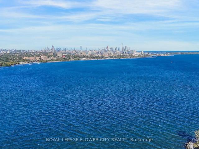 Apartment for rent in Etobicoke—Lakeshore, Toronto