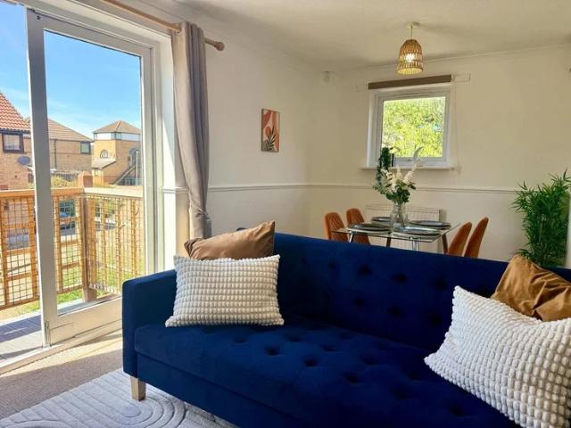 Flat for rent in Shenley Wood, Milton Keynes